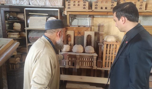 Eskil ilçesinde yılın ahisi ziyaret edildi