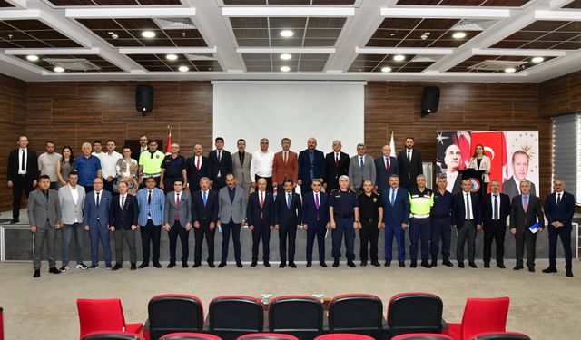 Kırşehir'de okul güvenliği toplantısı yapıldı