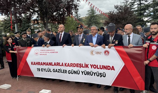 Konya ve çevre illerde 19 Eylül Gaziler Günü nedeniyle tören düzenlendi