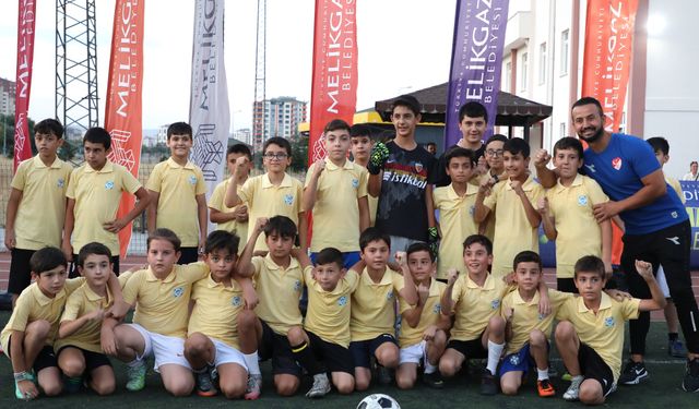 Melikgazi Belediyesinin yaz kurslarından 10 bin çocuk eğitim aldı