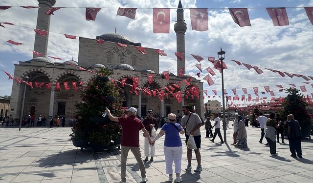 Mevlana Müzesi'nde milli maç yoğunluğu