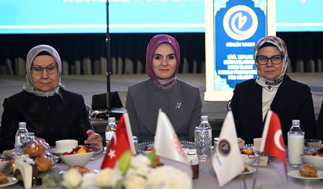 Aile ve Sosyal Hizmetler Bakanı Göktaş, Kayseri'de 'STK'da Kadın Olmak' programında konuştu: