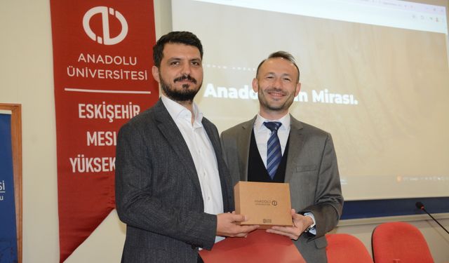 Anadolu Üniversitesi'nde 'sürdürülebilir mutfak' konuşuldu