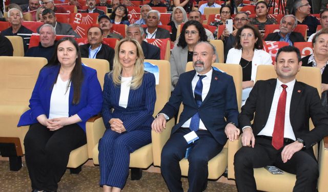 CHP Genel Başkan Yardımcısı Nazlıaka, Aksaray'da partisinin ilçe kongresine katıldı