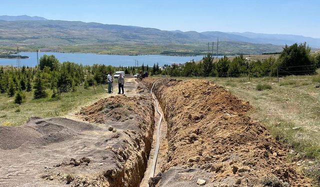 Gölova'da içme suyu hattı yenilendi