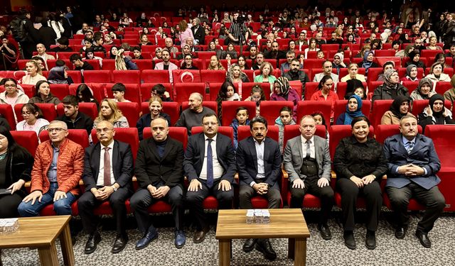 Kırşehir'de 'Kim Var' sanat etkinliği düzenlendi