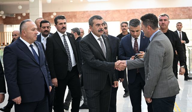 Milli Eğitim Bakanı Tekin, Nevşehir'de 'Kim Var' sanat etkinliğine katıldı: