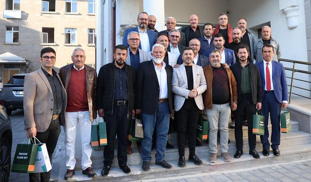 Nevşehir Belediye Başkanı Arı, mahalle muhtarlarını ağırladı
