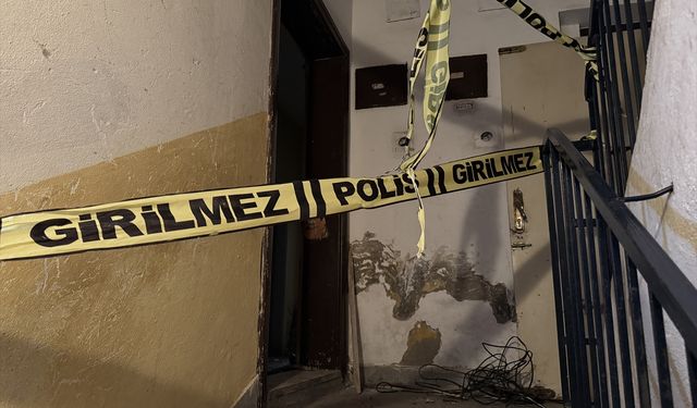 Nevşehir'de çöp evdeki engelli kadın, yaklaşık bir ay annesinin cesediyle yaşamış