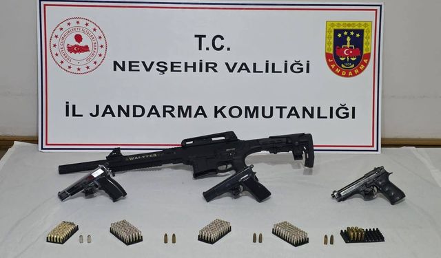 Nevşehir'de ruhsatsız silah operasyonunda 2 zanlı yakalandı