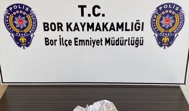 Niğde'de uyuşturucu operasyonunda yakalanan 4 zanlıdan 1'i tutuklandı