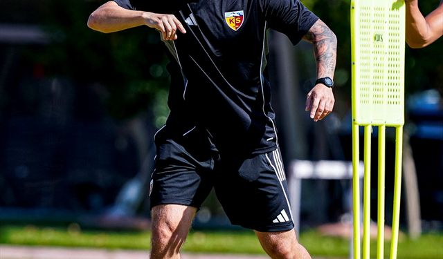 Radomir Djalovic, Kayserispor'la ilk antrenmanına çıktı