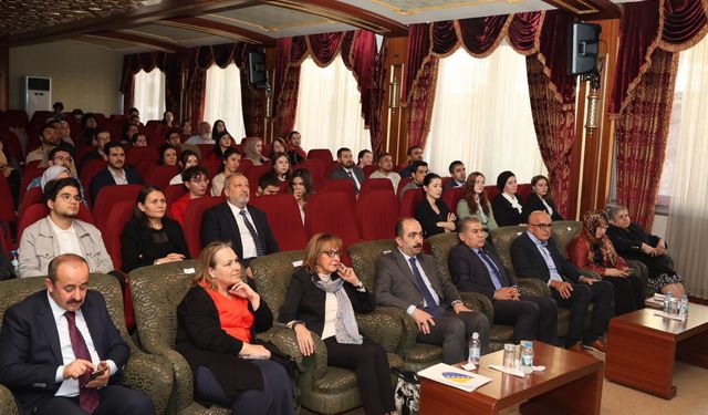 Türk Tarih Kurumunda Bosna Hersek tarihinin önemli isimlerinden Kucukalic'i anlatan belgesel gösterildi