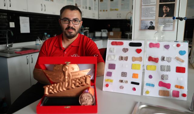 Yarayı çabuk iyileştiren antimikrobiyal bant TEKNOFEST'te ödül getirdi