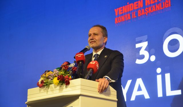 Yeniden Refah Partisi Genel Başkanı Erbakan, partisinin Konya il kongresine katıldı