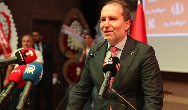 Yeniden Refah Partisi Genel Başkanı Erbakan, partisinin Nevşehir il kongresine katıldı