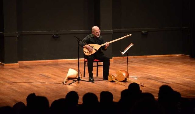 Anadolu Üniversitesi'nde türküler seslendirildi
