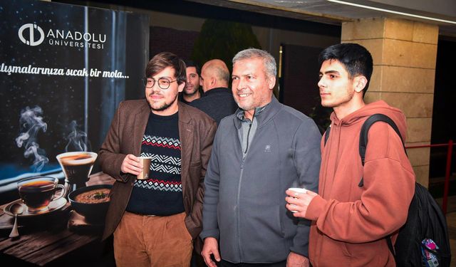 Anadolu Üniversitesinden sınav haftasında öğrencilere sıcak ikram desteği