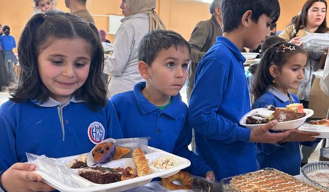 Gölova'da Gazze yararına kermes düzenlendi
