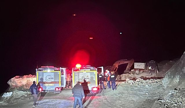 GÜNCELLEME - Sivas'ta demir madeni ocağında göçük meydana geldi