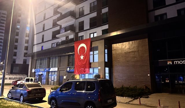 Hava Pilot Binbaşı Serdar Uslu'nun şehadet haberi Kayseri'deki ailesine verildi