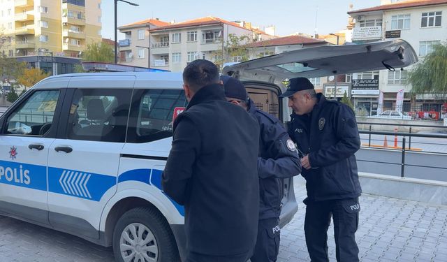 Kırıkkale'de trafik güvenliğini tehlikeye düşürdüğü gerekçesiyle yakalanan sürücü serbest bırakıldı