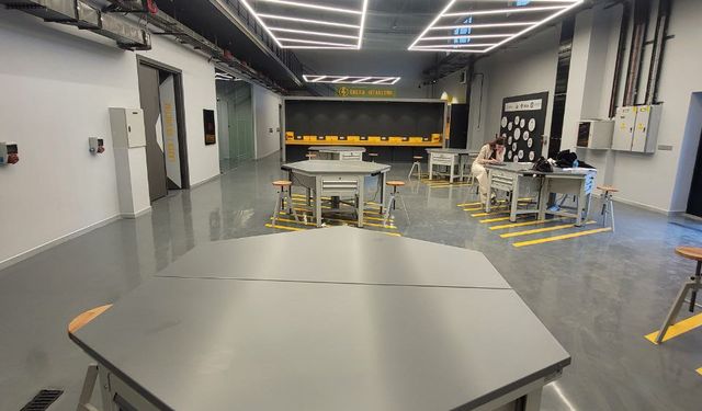 Şırnak ve Hakkari'ye bilim merkezi ile milli teknoloji atölyesi kurulacak