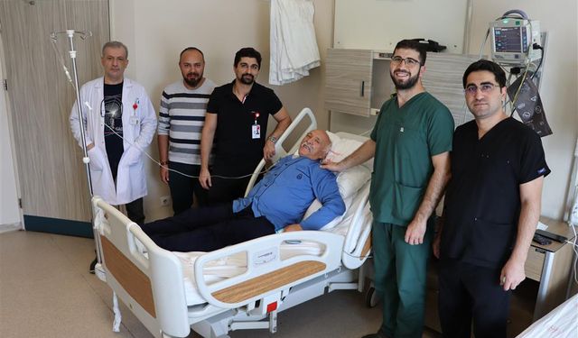 Sivas'ta 3 damarı tıkalı hasta açık kalp ameliyatıyla sağlığına kavuştu