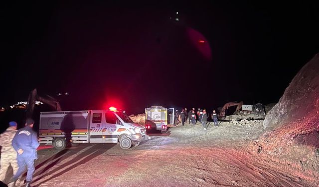 Sivas'ta demir madeni ocağında göçük meydana geldi