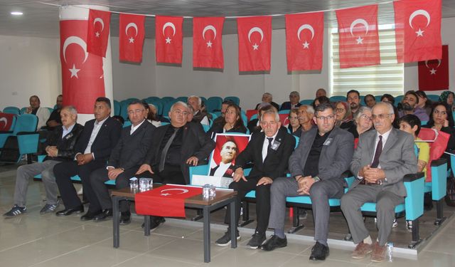 Zara'da 'Atatürk ve Bilim' konulu konferans düzenlendi