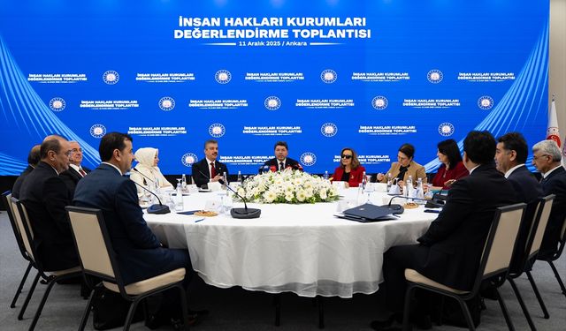 Adalet Bakanı Tunç, İnsan Hakları Kurumları Değerlendirme Toplantısı'nda konuştu: