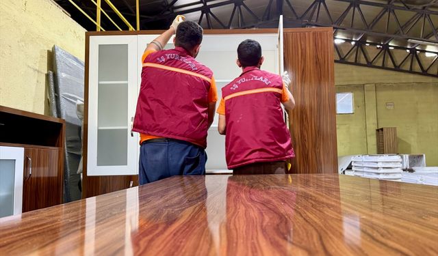 Adliyelerin mobilyaları hükümlülerce üretiliyor