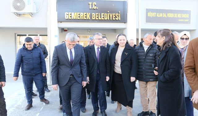 AK Parti TBMM Grup Başkanı Güler, Gemerek ilçesinde ziyaretlerde bulundu