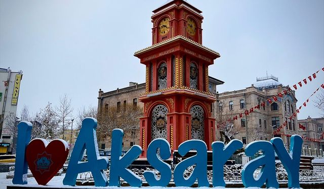 Aksaray'da kar etkili oldu