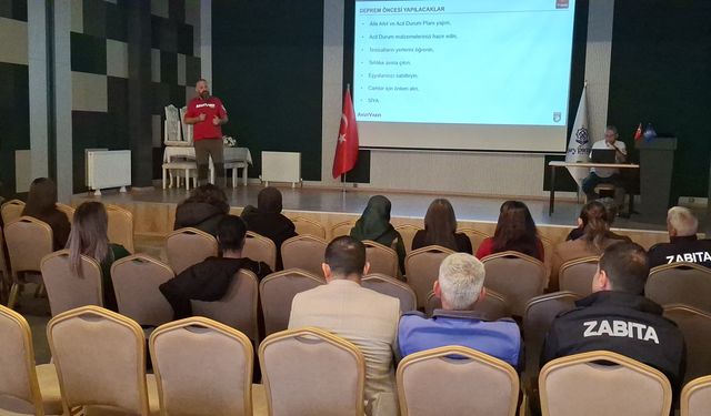 Beypazarı'nda deprem konulu seminer düzenlendi