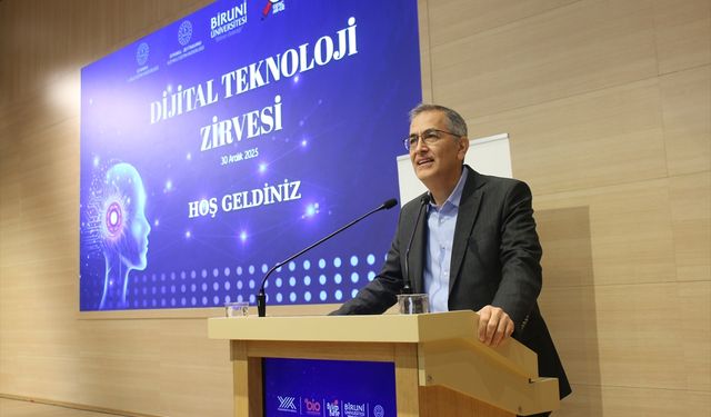 Biruni Üniversitesinde Dijital Teknoloji Zirvesi Düzenlendi