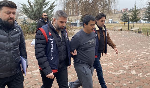 GÜNCELLEME - Sivas'ta kardeşi tarafından bıçaklanan ağabey hayatını kaybetti