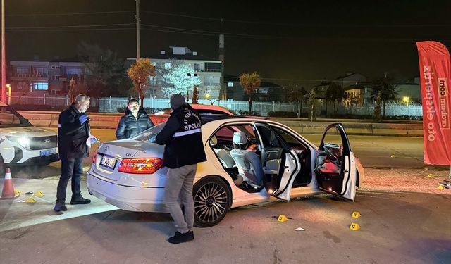 Kırıkkale'de çıkan silahlı ve bıçaklı kavgada 3 kişi yaralandı