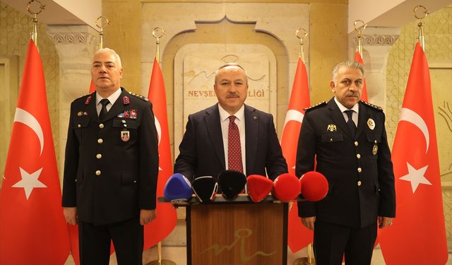 Nevşehir Valisi Fidan'dan yılbaşı tedbirleri hakkında bilgilendirme