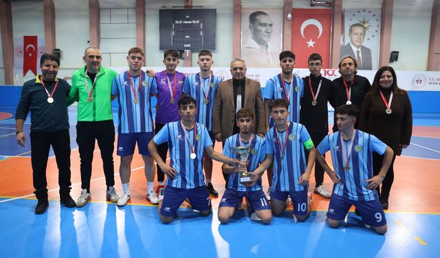 Nevşehir'de okullararası futsal turnuvası sona erdi