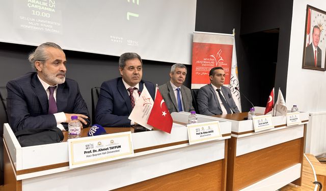 Selçuk Üniversitesi'nde Konya Turizmi ve Mevlana Paneli düzenlendi