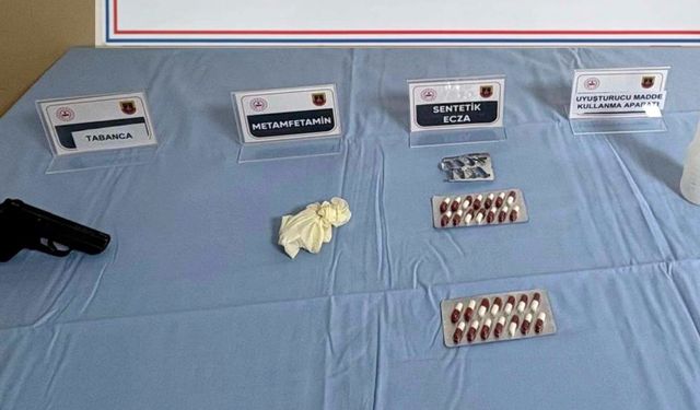Sivas'ta uyuşturucu operasyonlarında 4 kişi tutuklandı