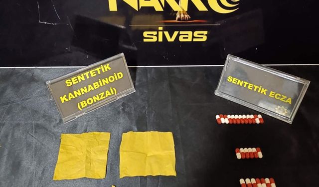 Sivas'ta uyuşturucu operasyonunda yakalanan 8 şüpheliden 3'ü tutuklandı