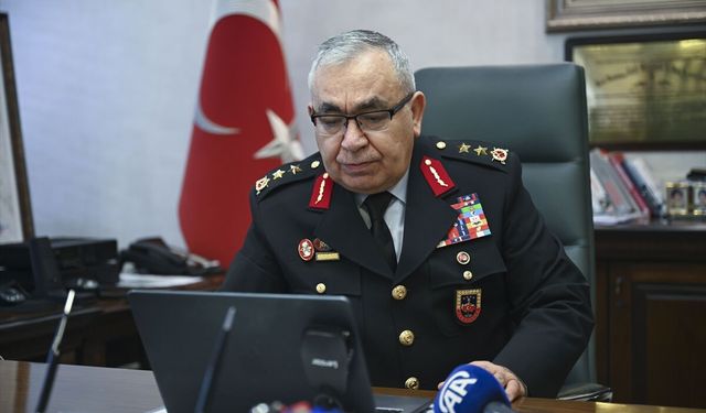 Ankara İl Jandarma Komutanı Tümgeneral Yıldız, AA'nın 'Yılın Kareleri' oylamasına katıldı