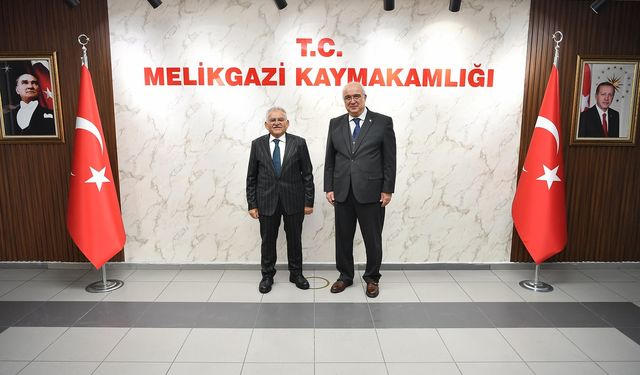 Başkan Büyükkılıç'tan kaymakamlara ziyaret