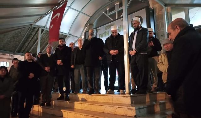 Beypazarı'ndan 60 kişi umre ibadeti için kutsal topraklara gitti