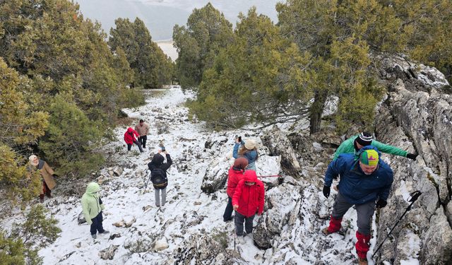 Beyşehir'de pınarlar doğaseverleri buluşturdu