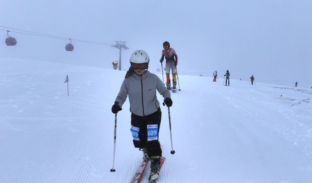 Dağ Kayağı Türkiye Şampiyonası, Erciyes'te düzenlendi