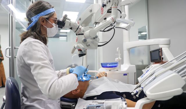 Dişe mikro düzeyde müdahale tedavi başarısını ve dayanım ömrünü artırıyor
