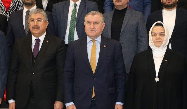 Gençlik ve Spor Bakanı Bak, Eskişehir'de spor salonu açılışında konuştu: